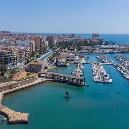 아파트 Gorgeous In With Harbor View